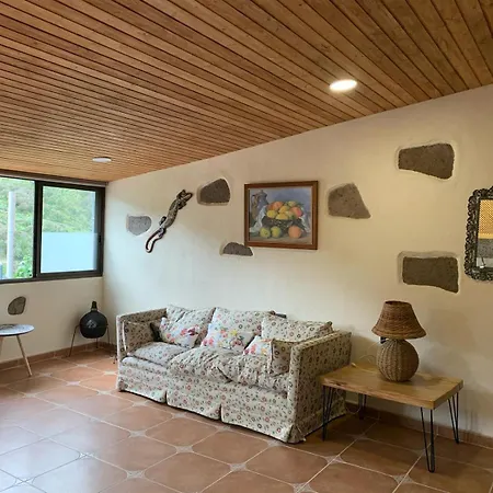 Pambnb - Nature Retreat With Mountain Views & Fiber Santa Cruz de Tenerife